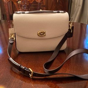 MWT Coach Leather Handbag with detachable shoulder strap
